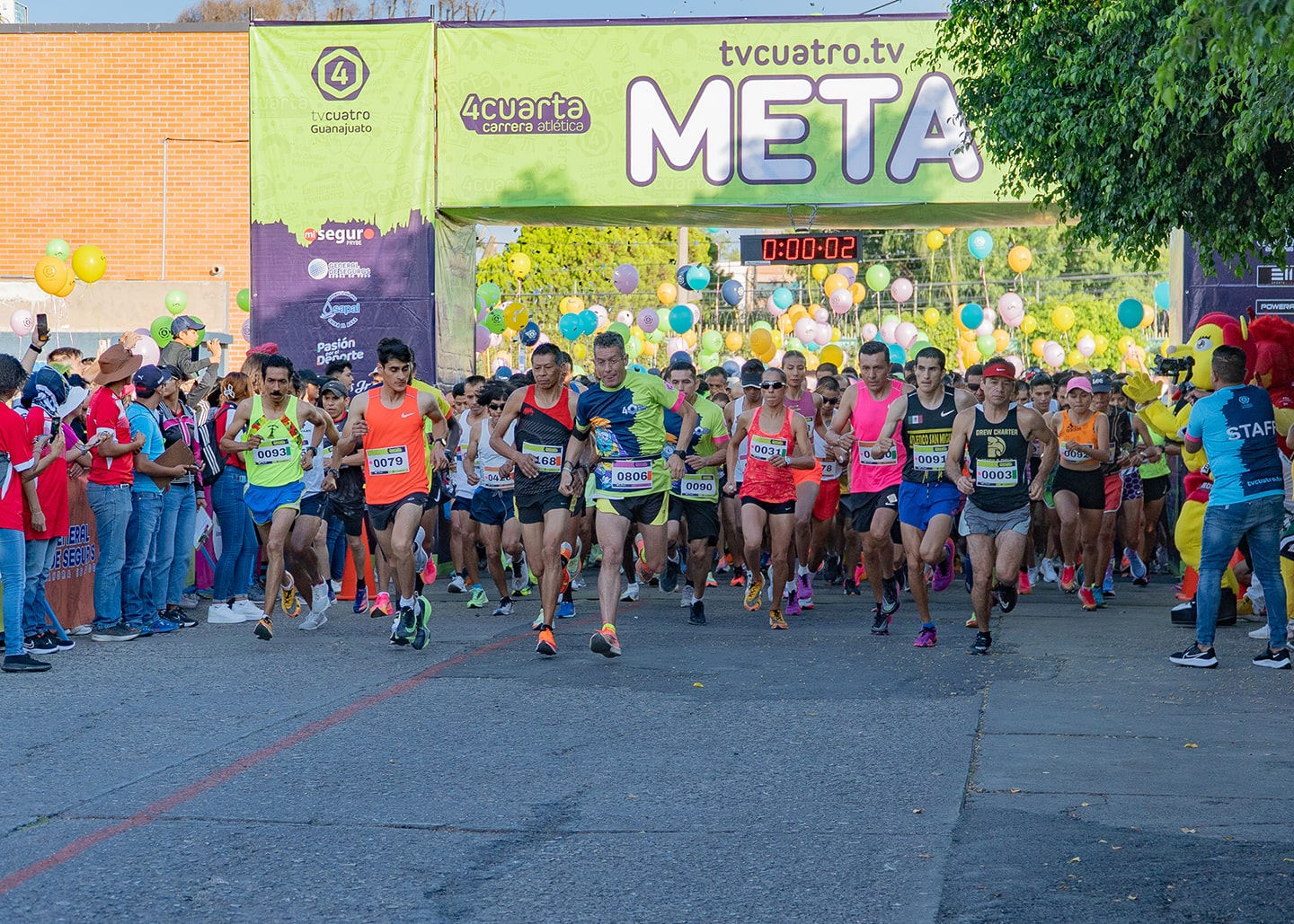 La promoción del deporte y la sana convivencia familiar son el objetivo de las Carreras Atléticas de TV4