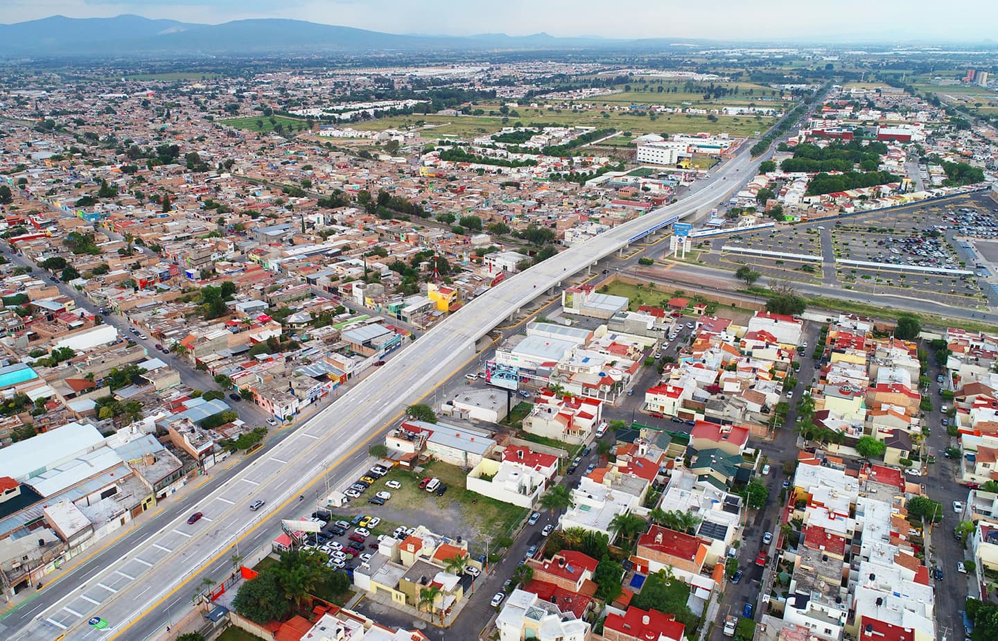 Conectividad de la zona metropolitana Laja-Bajío-Puente Fundación